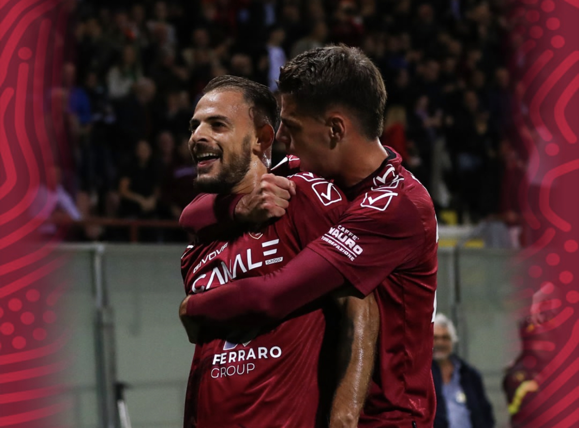 Impresa Reggina Batte Il Genoa 2 1 Con Canotto E Hernani Rigore E Lo