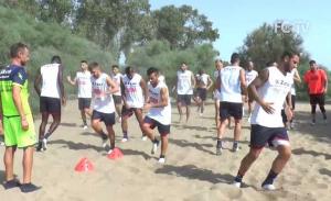 Crotone allenamento in spiaggia sito ufficiale