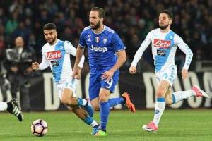 Higuain Insigne Mertens Foto Ansa