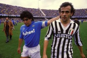 Maradona e Platini 87-88 Foto Wikipedia