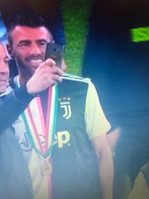 barzagli foto festa scudetto