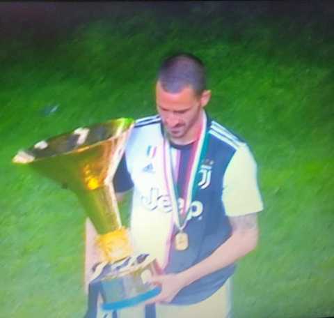 bonucci festa scudetto juventus