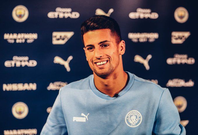 Cancelo: "Ora mi godo il Manchester City, vorrei chiudere la carriera